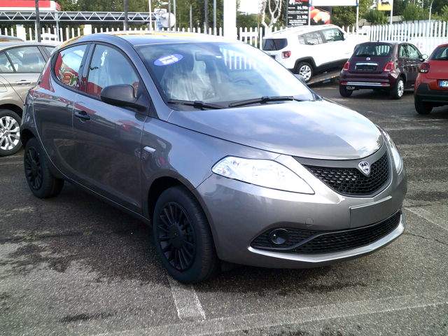 Lancia Ypsilon Elefantino - Pagala come Vuoi