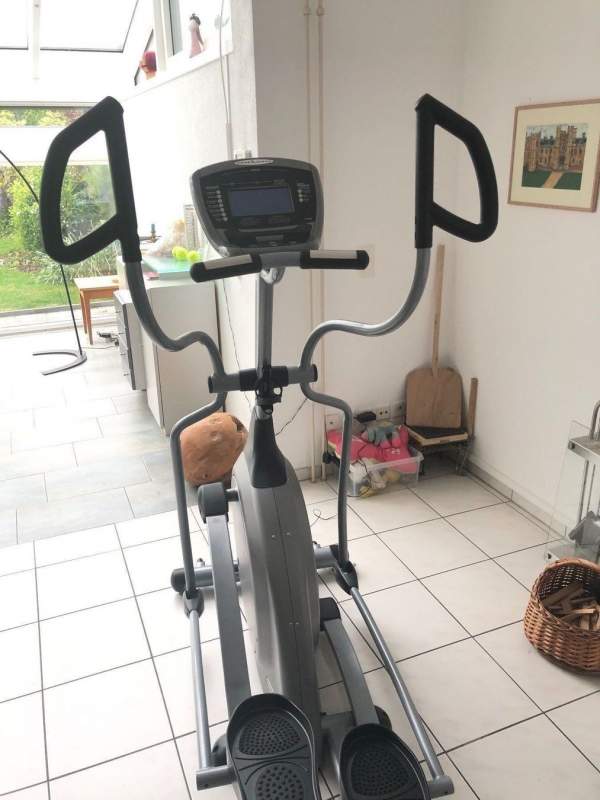 Cross trainer salvaspazio Marchio: Fitness Vision X6200