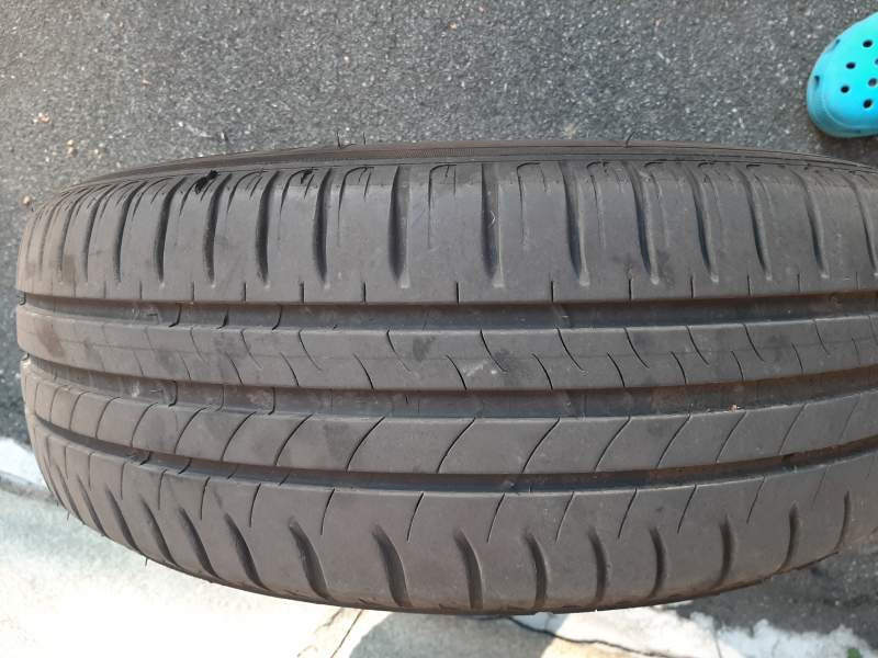 Pneumatici MICHELIN ENERGY SAVER dimensioni 195/65 R15 