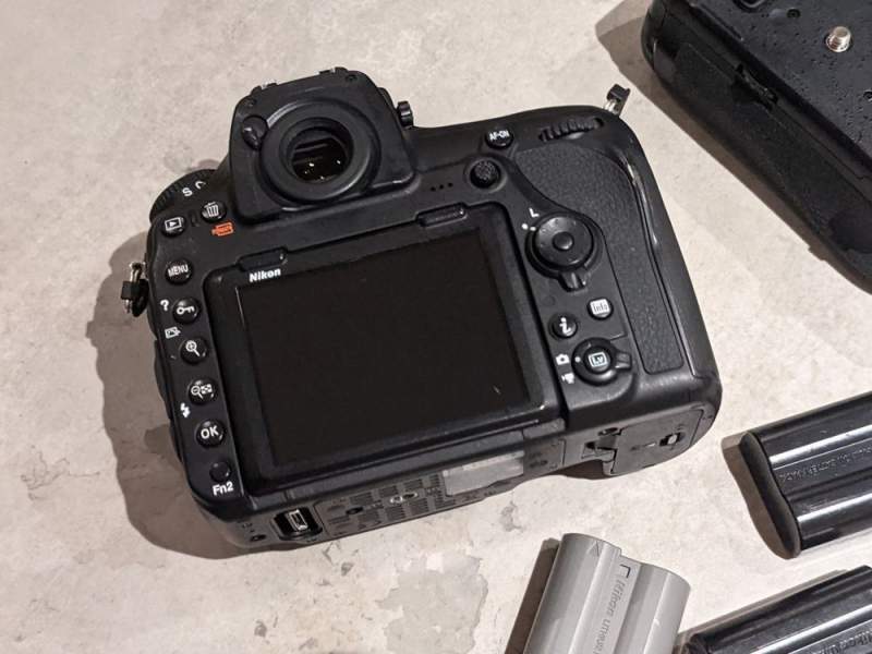 Nikon D850 nella confezione originale