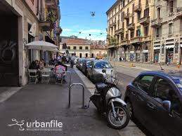 Ristorante piu' vetrine, dehor in via Vigevano