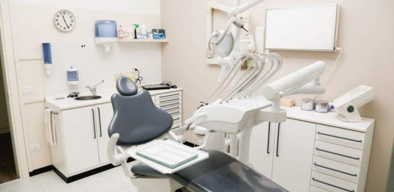 Negozio ex dentista - cedesi in locazione 